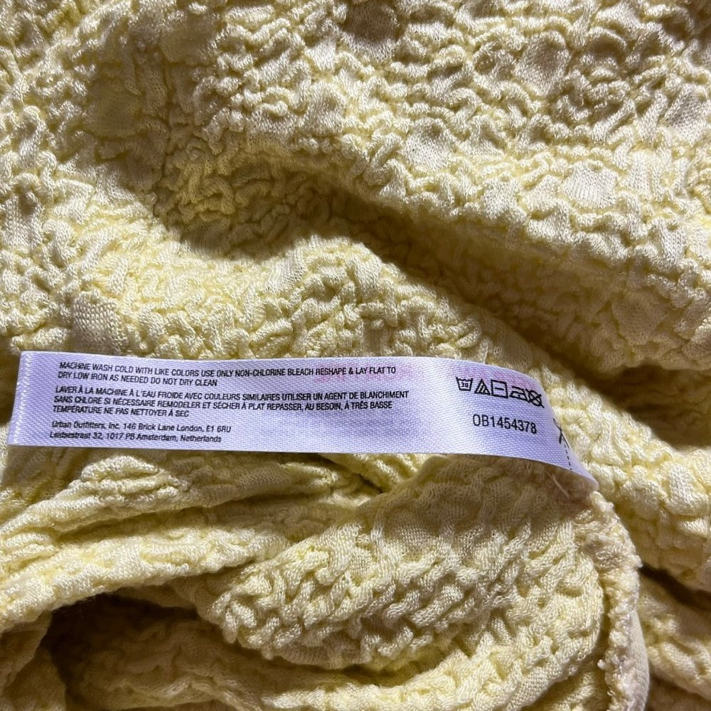 NEW URBAN OUTFITTERS BIKE SHORT LARGE TATUM TEXTURED SHORTS YELLOW HIGH RISE OUT - Picture 8 of 10